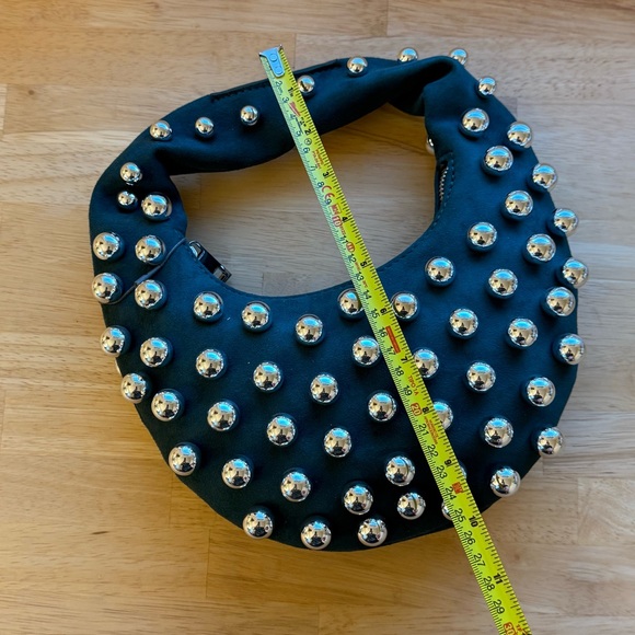 NWT Vince Camuto Aleck Studded Shoulder Bag in Malachite - Picture 9 of 10